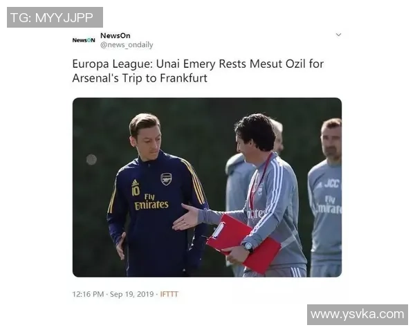 足球巨星意外男扮女装引发球迷热议场上场下形象反差成焦点