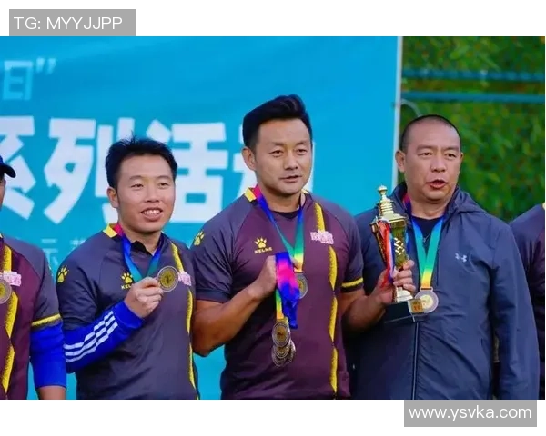 足球星卡收藏热潮揭秘 价值、稀有度与投资潜力全方位分析 足球星卡收藏热潮揭秘 价值、稀有度与投资潜力全方位分析